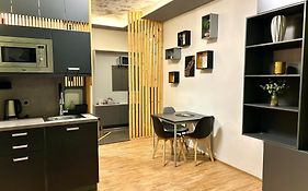 K&H Apartmens Urban Living - Apartmán v rodinném domě